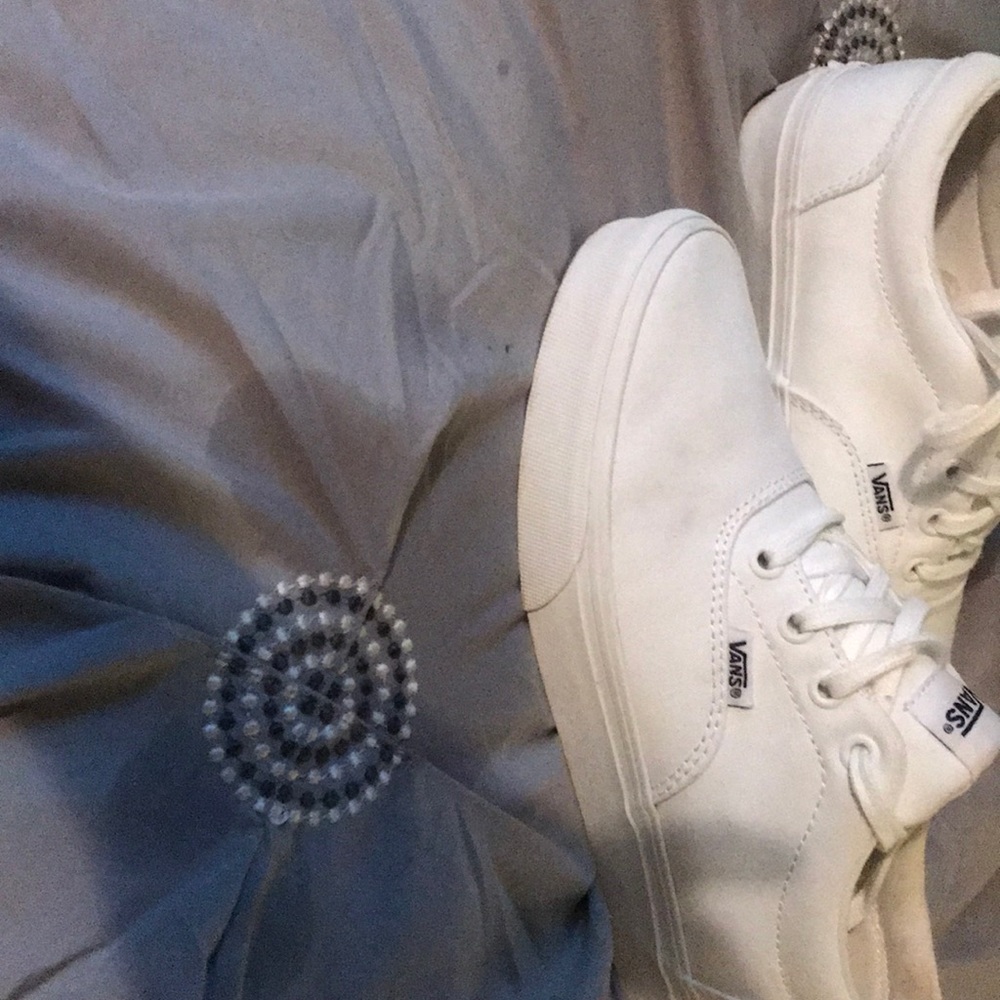 Vans - Picture 4 of 5